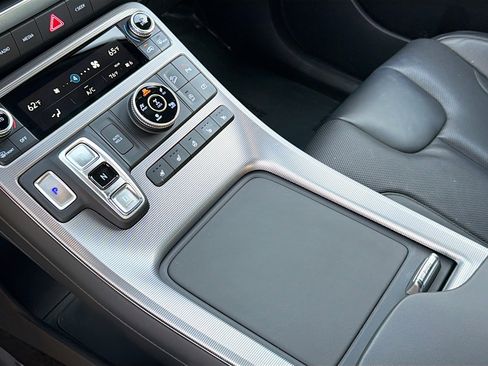 Used 2024 Hyundai Palisade Calligraphy image 31