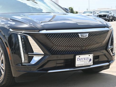 Used 2024 Cadillac Lyriq Luxury RWD image 27