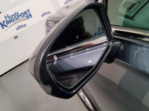 Used 2023 Honda CR-V EX image 15