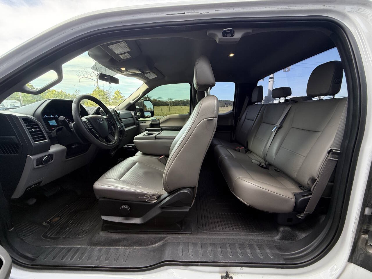 Used 2018 Ford F250 XL w/ Power Equipment Group AWD/4WD image 10