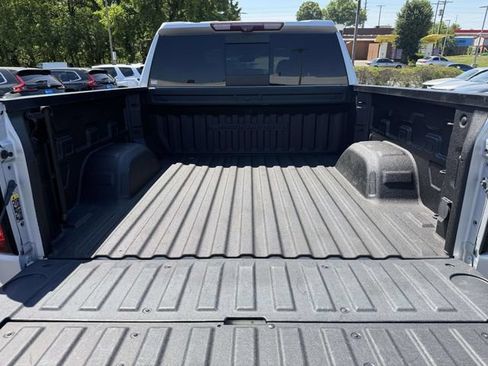 Used 2022 GMC Sierra 1500 Denali w/ Technology Package AWD/4WD image 10