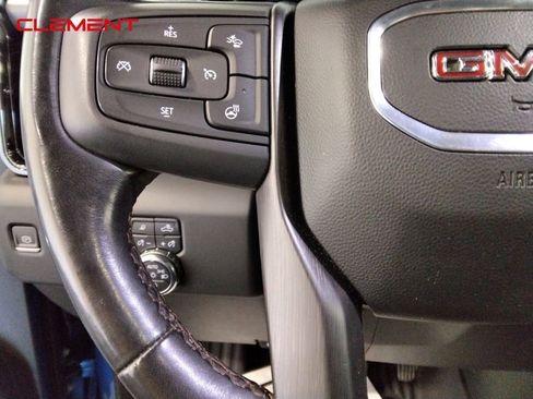 Used 2022 GMC Sierra 1500 AT4 w/ AT4 Premium Package image 9