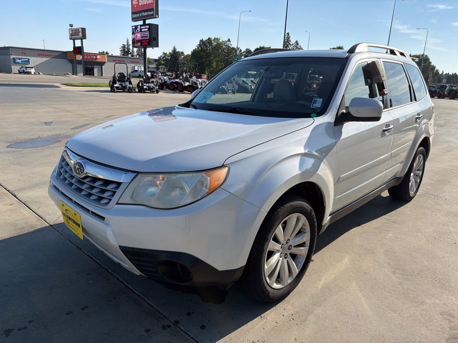 Used 2011 Subaru Forester 2.5X Premium AWD/4WD image 4
