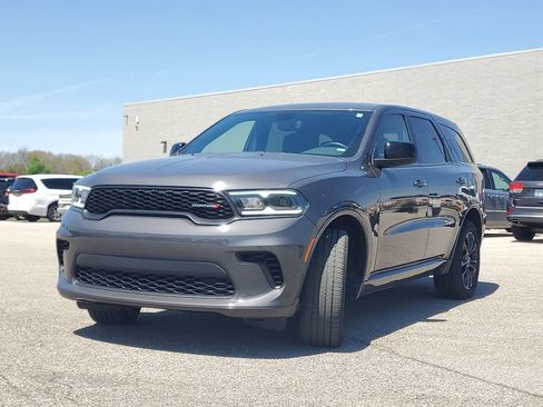 Used 2025 Dodge Durango GT AWD/4WD image 4