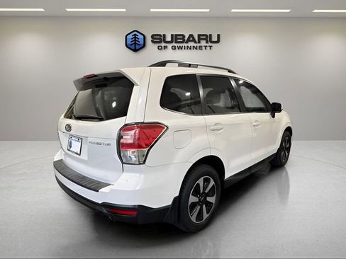 Used 2018 Subaru Forester 2.5i Limited w/ Popular Package #2 AWD/4WD image 5