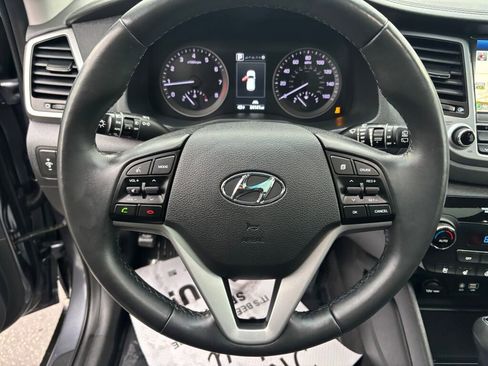 Used 2018 Hyundai Tucson Limited w/ Ultimate Package 02 image 18