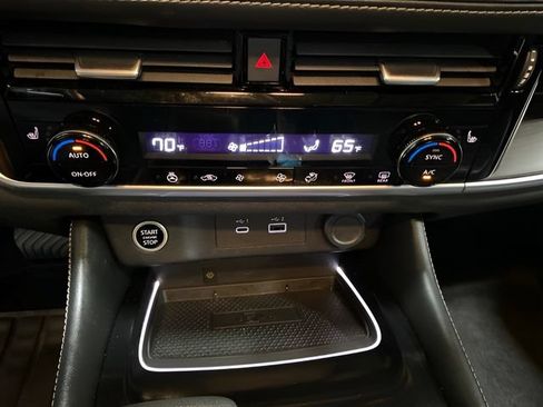 Certified 2023 Nissan Rogue Platinum AWD/4WD image 19