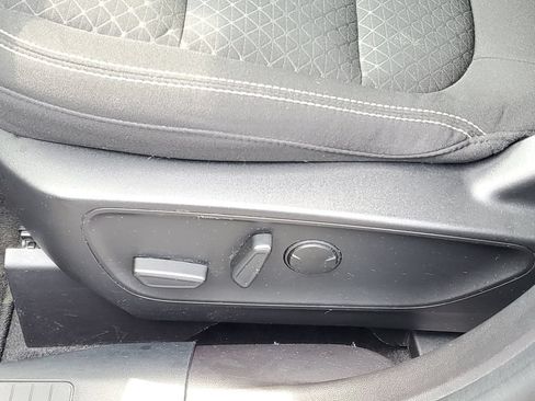 Used 2024 Ford Escape Active w/ Tech Pack #1 AWD/4WD image 10