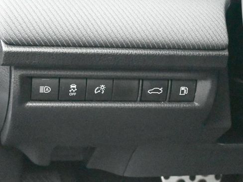 Used 2025 Toyota Camry SE FWD image 16