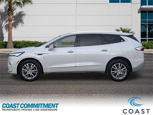 Certified 2023 Buick Enclave Premium w/ Experience Buick Package image 9