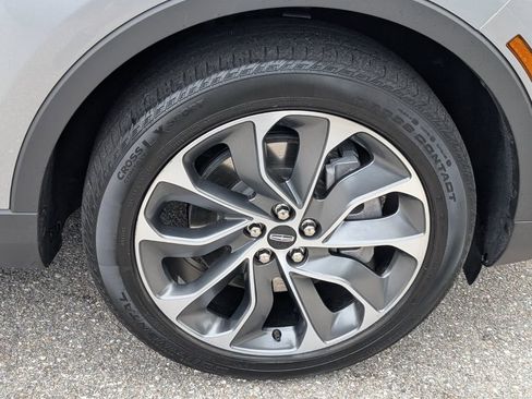 Used 2022 Lincoln Nautilus Reserve w/ Equipment Group 201A image 19