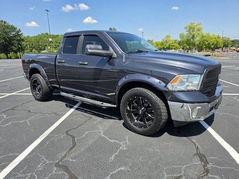 Used 2017 RAM 1500 Big Horn AWD/4WD image 3