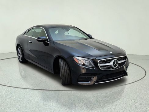 Used 2018 Mercedes-Benz E 400 Coupe image 4