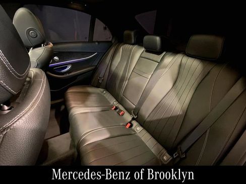 Certified 2022 Mercedes-Benz E 350 4MATIC Sedan image 23