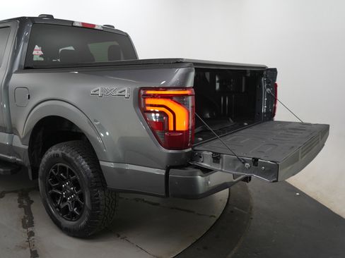 Used 2025 Ford F150 Lariat AWD/4WD image 20