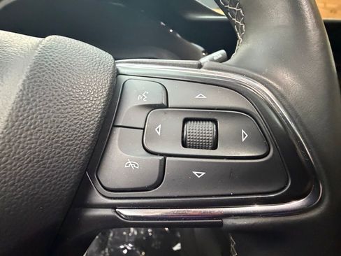 Used 2023 Buick Envision Avenir image 23