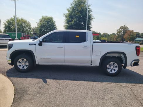 Used 2025 GMC Sierra 1500 SLE AWD/4WD image 6