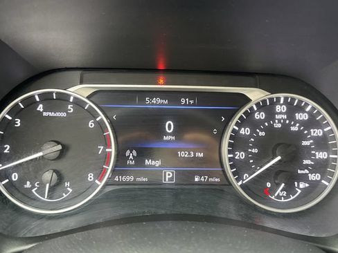 Used 2023 Nissan Sentra SV w/ Trunk Package FWD image 30