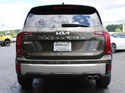 Used 2023 Kia Telluride S AWD/4WD image 5