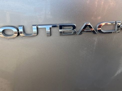 Used 2016 Subaru Outback 2.5i Limited image 27