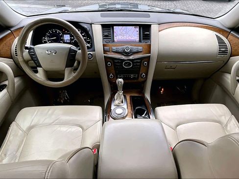 Used 2013 INFINITI QX56 w/ Theater Pkg image 14