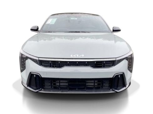 New 2025 Kia K4 GT-Line Turbo FWD image 3