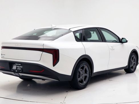Used 2025 Kia K4 FWD image 8
