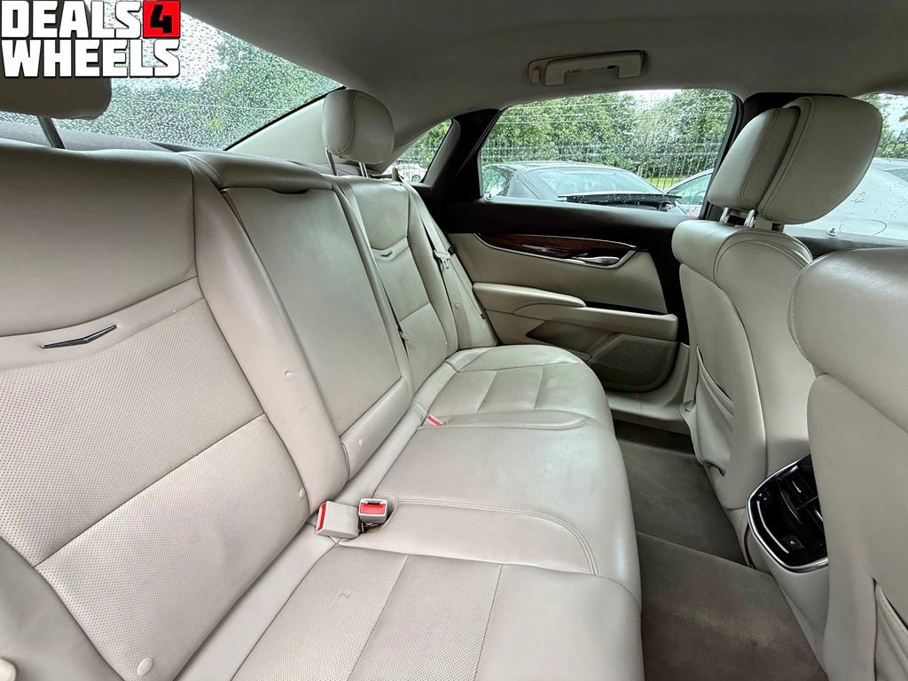Used 2014 Cadillac XTS Luxury FWD image 32