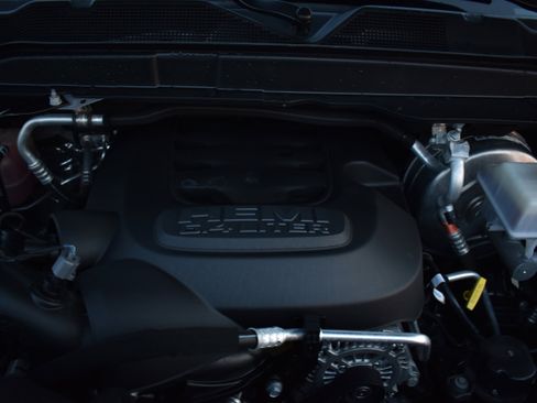 Used 2024 RAM 2500 Big Horn w/ Bed Utility Group image 20