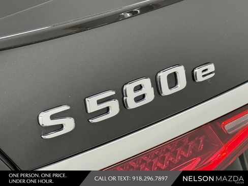Used 2023 Mercedes-Benz S 580e 4MATIC Sedan image 17