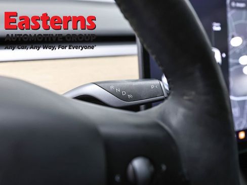 Used 2021 Tesla Model Y Long Range AWD/4WD image 13