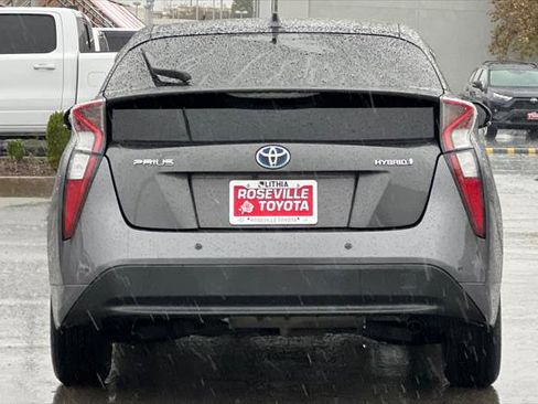 Certified 2018 Toyota Prius Four image 8