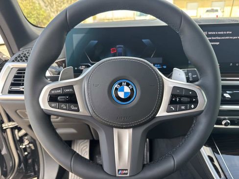 New 2026 BMW X5 xDrive50e image 30