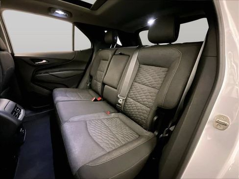 Used 2019 Chevrolet Equinox LT w/ Sun & Navigation Package AWD/4WD image 25