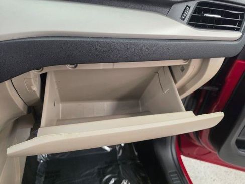 Used 2021 Ford Escape SE w/ Cold Weather Package FWD image 27