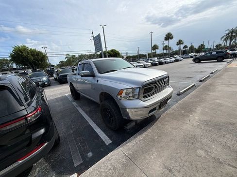 Used 2018 RAM 1500 Classic SLT AWD/4WD image 21