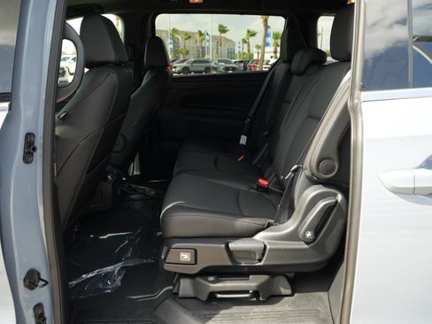 New 2026 Honda Odyssey Sport-L image 18