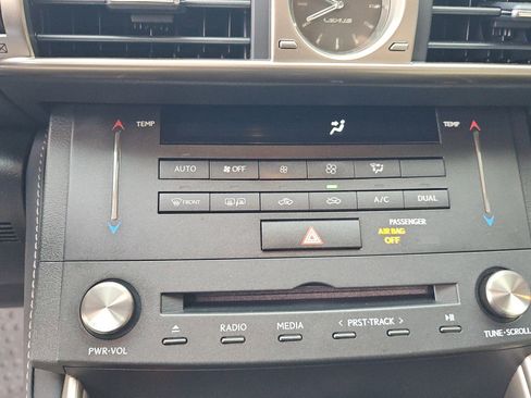 Used 2015 Lexus IS 250 w/ Navigation System Package image 21