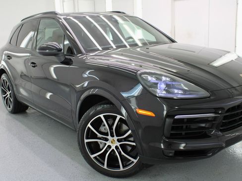 Used 2019 Porsche Cayenne AWD/4WD image 14