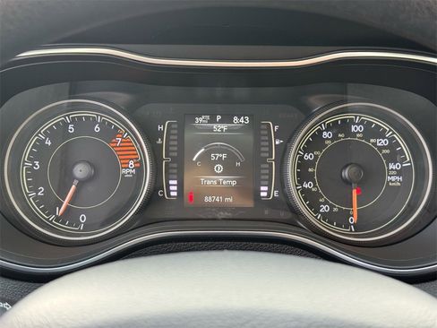 Used 2019 Jeep Cherokee Latitude w/ Popular Appearance Group image 24