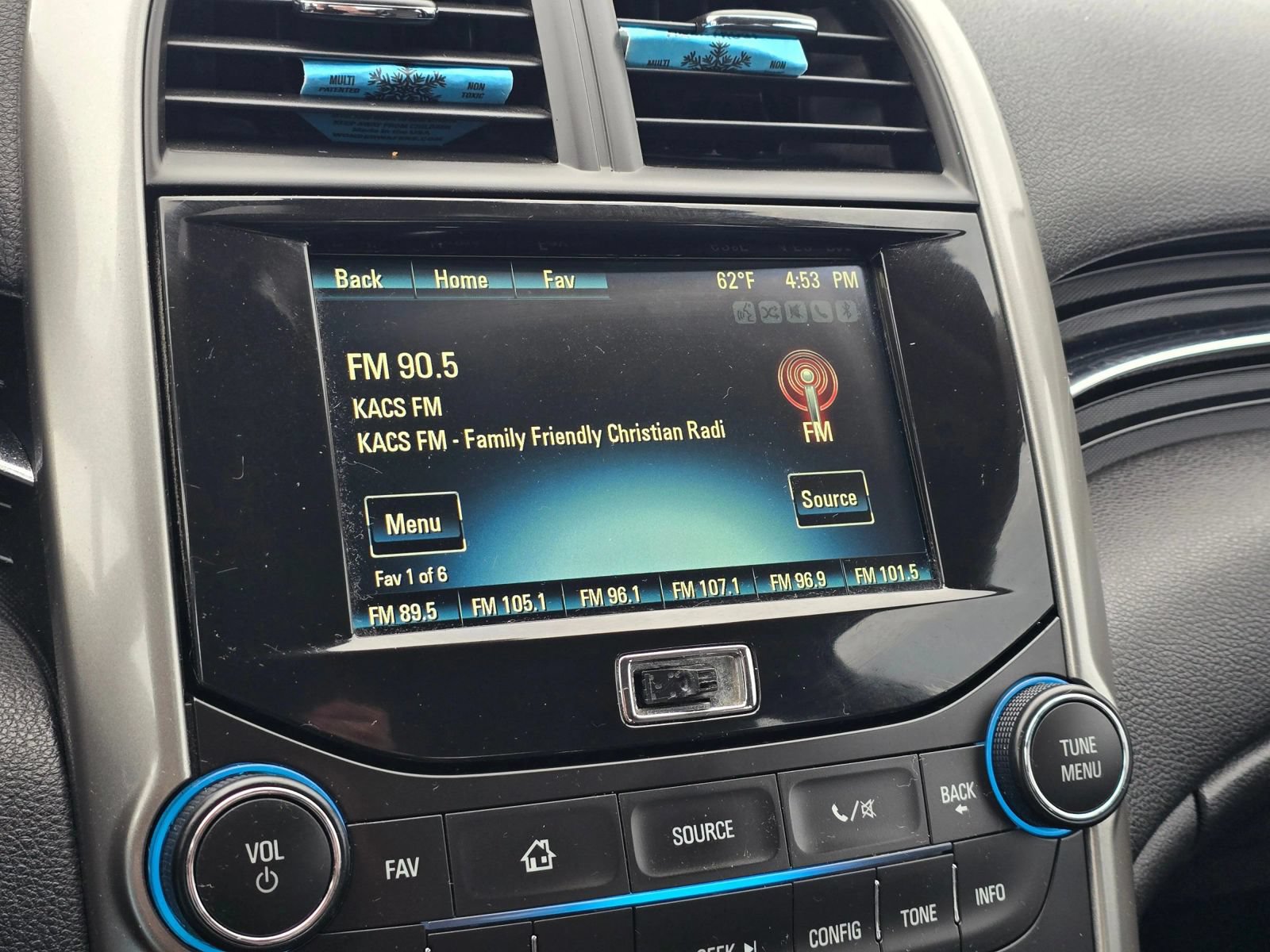 Used 2015 Chevrolet Malibu LT FWD image 31