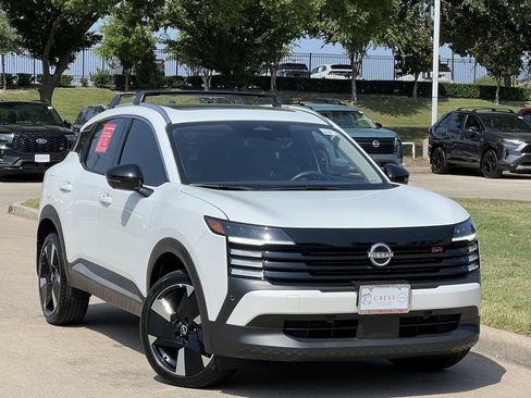 Certified 2026 Nissan Kicks SR w/ SR Premium Package FWD image 2