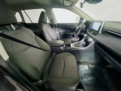Certified 2025 Toyota RAV4 XLE image 24