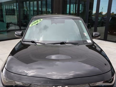 Used 2023 Kia Soul GT-Line image 16