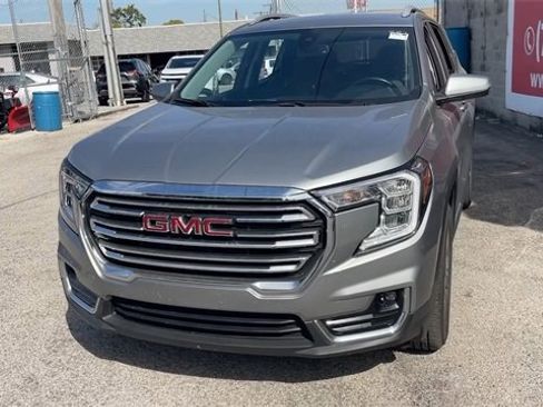 Used 2024 GMC Terrain SLT image 27