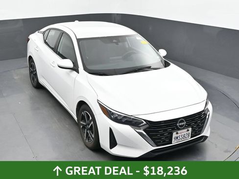 Used 2024 Nissan Sentra SV FWD image 18