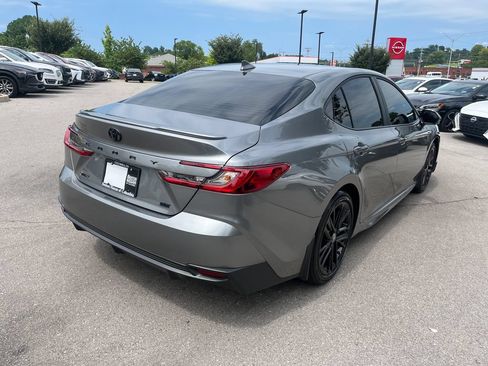 Used 2026 Toyota Camry SE FWD image 6