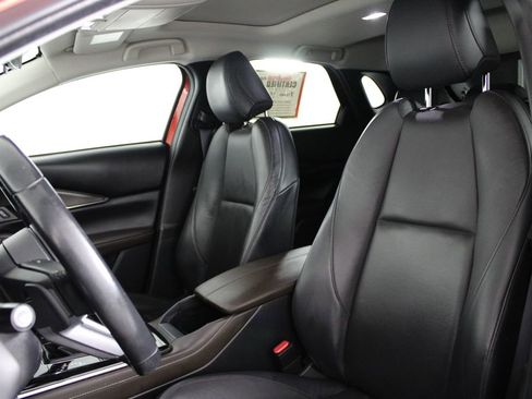 Used 2022 MAZDA CX-30 AWD 2.5 S w/ Premium Package image 19
