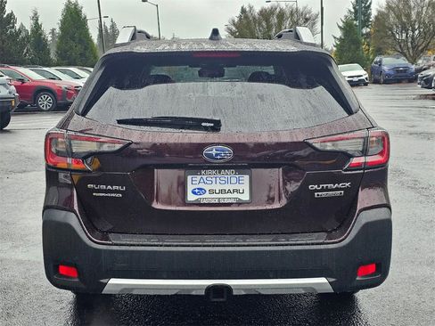 Used 2025 Subaru Outback Touring image 6