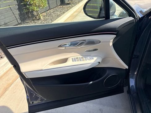 New 2026 Genesis GV70 2.5T Advanced AWD/4WD image 9